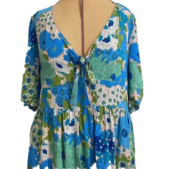 Lovestitch Bright Floral Blue Green Ruffle Bottom Dress Size Large - Picture 2 of 10